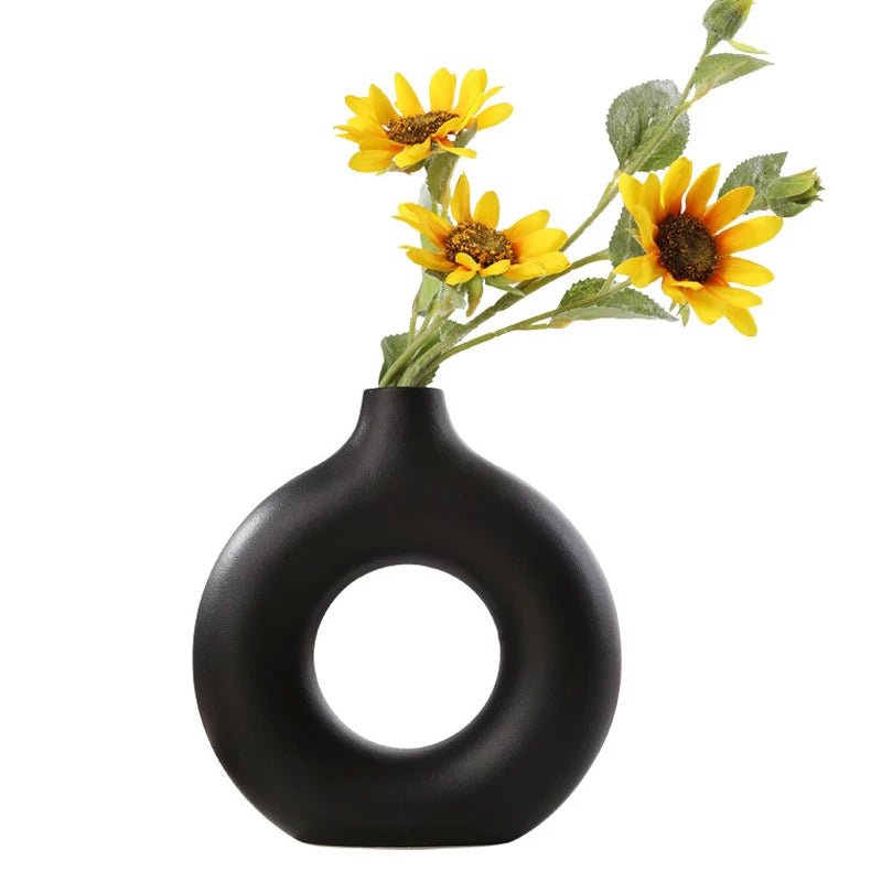 Modern Hollow Ceramic Donuts Vase