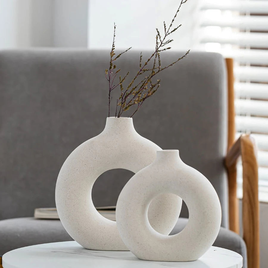 Modern Hollow Ceramic Donuts Vase